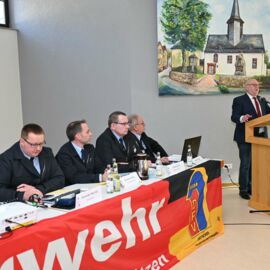 Wolfgang Schuster beim Delegiertentag der Jugendfeuerwehren im Feuerwehrverband Wetzlar e.V. in Waldsolms